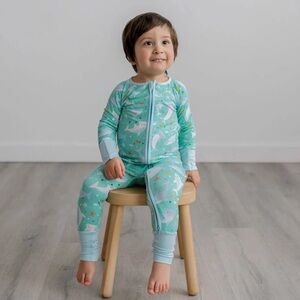 LITTLE SLEEPIES green shark footie